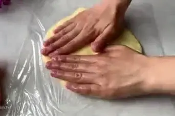 طرز تهیه غذای فوری با سیب زمینی و پنیر پیتزا بدون فر