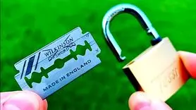 نکات خانه داری | با یک تیغ اصلاح هر قفلی رو میخوای باز کن + فیلم آموزشی