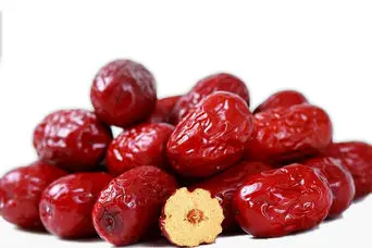 کاهش قند خون با این میوه بهشتی و نوبرانه | مصرف روزانه عناب قند خون را کنترل می‌کند