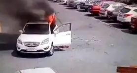 پشت پرده به آتش کشیده شدن دختر جوان در وسط خیابان توسط برادش + عکس
