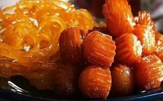 طرز تهیه بهترین زولبیا و بامیه مجلسی برای ماه رمضان