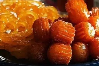 طرز تهیه بهترین زولبیا و بامیه مجلسی برای ماه رمضان