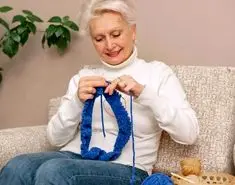 سالمندان بخوانند | سرگرمی درمانی که به افراد بالای ۶۵ سال کمک می‌کند تا آرتروز خود را درمان و فعال بمانند