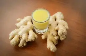 چرا باید هر روز زنجبیل بخوریم؟ داروی طبیعی شگفت‌انگیز از  کاهش التهاب تا تقویت سیستم ایمنی