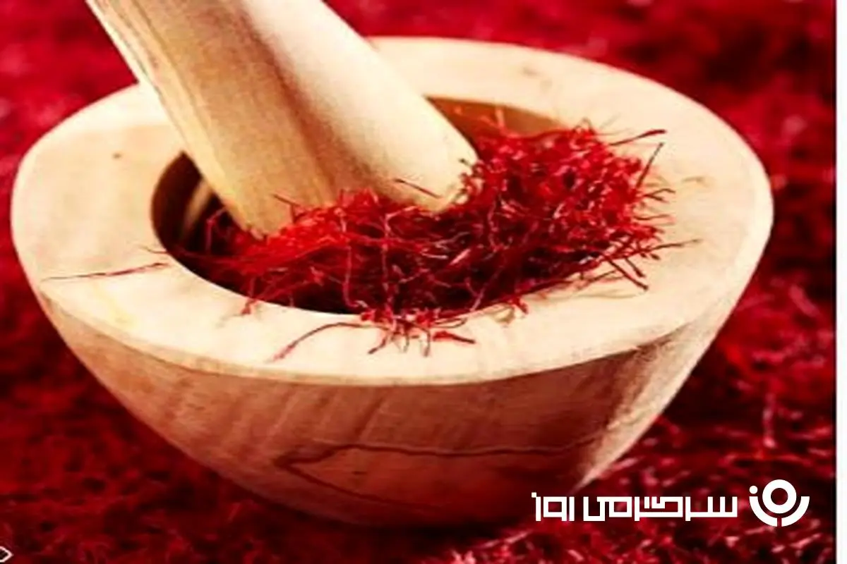 یه عمر زعفران و اشتباه پودر می کردیم | چطور زعفران را درست و اصولی بسابیم؟