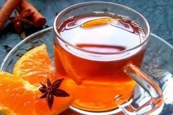 دمنوش پاییزی با نارنگی و سیب؛ مقوی و ساده برای روزهای سرد پاییز