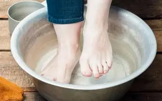 عمرا اگه میدونستی حمام پا با سرکه چقدر به طول عمرت اضافه می کنه!