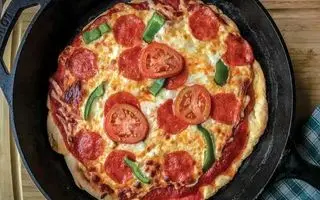 درست کردن پیتزا فوری با دو عدد گوجه و یک عدد پیاز تنها در نیم ساعت !