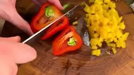 فقط ۳ عدد تخم مرغ و سیب زمینی را مخلوط کنید! این غذا فوراً همه را تحت تأثیر قرار خواهد داد!