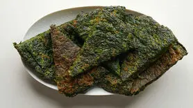 طرز تهیه کوکو سبزی مجلسی | سبز، خوش‌عطر و برش‌خورده
