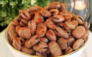 تمام عمر اشتباه باقالی پختیم و خوردیم ؛ طرز تهیه باقالی بازاری مخصوص شب یلدا