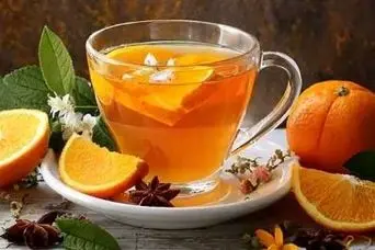 دمنوش برگ پرتقال ؛ نوشیدنی پرخاصیت برای سلامت قلب، گوارش و سیستم ایمنی فصل پاییز
