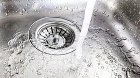 باز کردن سینک ظرفشویی در عرض ۶۰ ؛بدون جوششیرین، بدون سرکه، بدون دردسر!