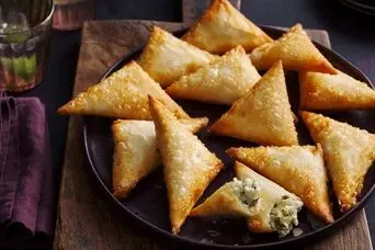 طرز تهیه سمبوسه سیب‌زمینی و پنیر با نان لواش | سمبوسه کم‌روغن با با روی برشته