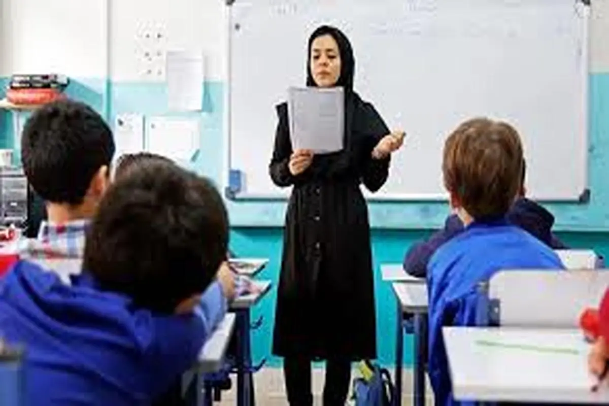ترمیم حقوق معلمان کلید خورد؟ | خبر خوش برای فرهنگیان و معلمان