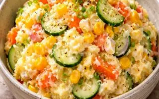 شما هرگز سالاد سیب زمینی مثل این را نچشیده اید: سالاد سیب زمینی ژاپنی که در دهان آب می شود