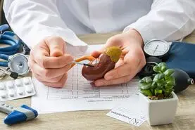  اگر شما جزو این افراد هستید سنگ کلیه در کمین شماست 