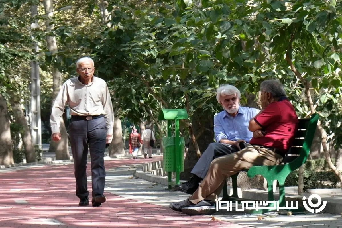 درخواست تصویب فوری مجلس برای افزایش مجدد حقوق بازنشستگان | ترمیم حقوق یا تخصیص سبد کالایی به بازنشستگان در دستور کار مجلس