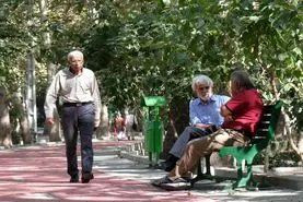 شارژ اعتبار خرید 3 میلیون تومانی برای بازنشستگان | ماجرای توزیع سبد کالا با حقوق بازنشستگان چیست؟