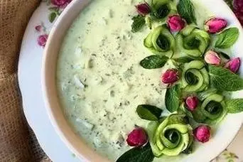 این ۵ خوراکی بهترین همراه خیار هستند؛ ترکیبی خوش‌مزه و سالم