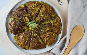 طرز تهیه کوکو کدو سبز؛ ترد و طلایی، بدون وا رفتن در تابه