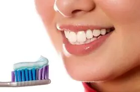 عمرا اگه میدونستی اینطوری مسواک زدن باعث میشه جوونتر شی
