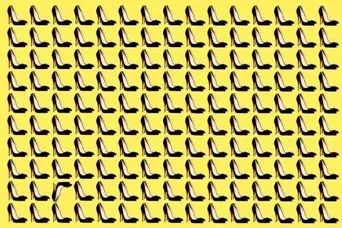 بازی فکری؛ خودتو خوب محک بزن  و بین 1000 کفش پاشنه بلند متفاوت رو تو 6 ثانیه پیدا کن!