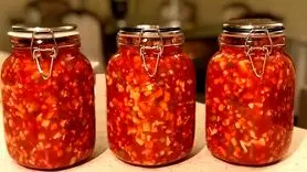 طرز تهیه ترشی گوجه فرنگی مشهدی