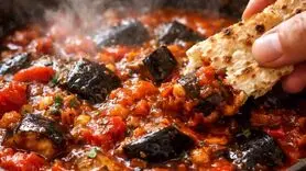 با ۴ بادمجان این شام کم‌خرج را درست کن | طرز تهیه یتیمچه بادمجان با گوجه تازه