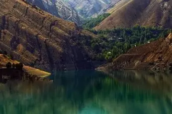 سفر یکروزه لذت بخش به زیباترین روستای نزدیک تهران در بهار؛ روستای واریان در یک ساعتی تهران