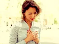 هشدار | اگر این علائم را دارید سریعا به دکتر قلب مراجعه کنید | سکته در کمین این افراد
