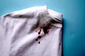 نکات خانه داری | لکه خون روی لباسو بدون سختی با این روش پاک کن | روش بدون هزینه و آسان برای پاک کردن لکه خون روی لباس