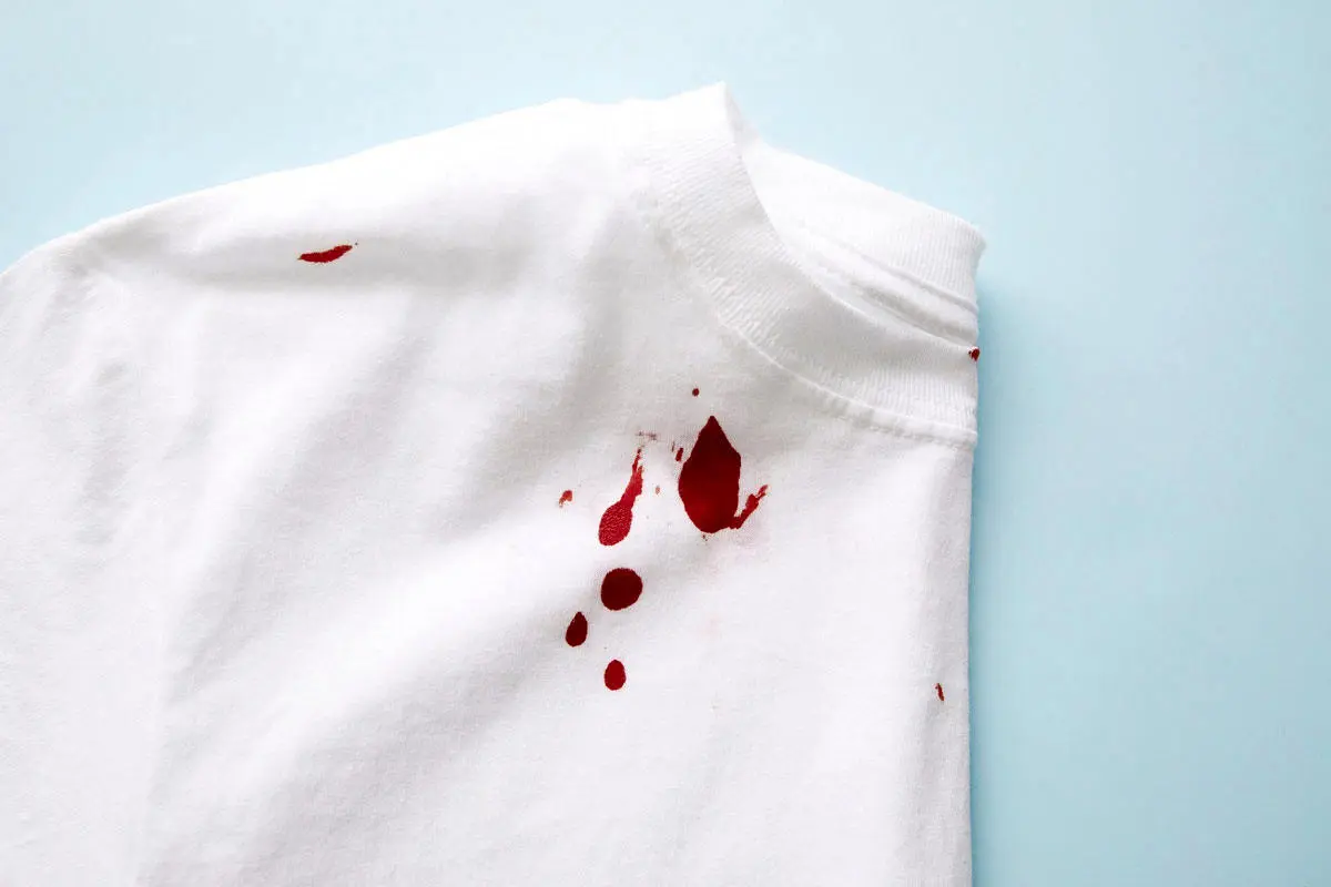 نکات خانه داری | لکه خون روی لباسو بدون سختی با این روش پاک کن | روش بدون هزینه و آسان برای پاک کردن لکه خون روی لباس