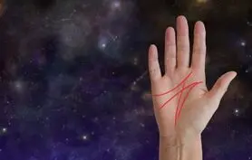 از کف دستت می‌توانی بخوانی که چه نوع عشقی داری یا قراره بدشت بیاری!