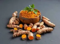 بیماران فشار خون مراقب باشند؛ مصرف ناشتا این ادویه همیشه بی‌خطر نیست!