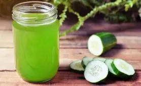 کاهش سریع فشار خون و سم زدایی کامل بدن با مصرف روزانه یک لیوان آب خیار