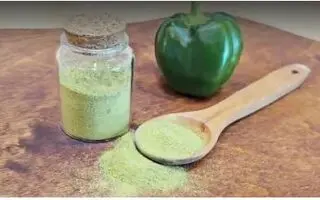 چطور پودر فلفل دلمه‌ای خانگی درست کنیم؟ | طرز تهیه پودر فلفل دلمه‌ای خانگی