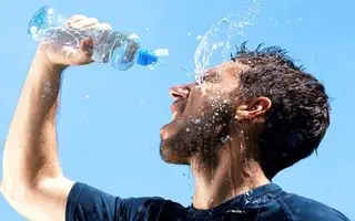 این خوراکی ها بدن شما را مثل کولر خنک می‌کند 