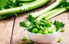 این گیاه به صورت قطعی سنگ کلیه را بدون درد درمان می کند

