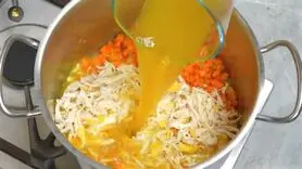 طرز تهیه سوپ گشنیز تبریز؛ سوپ مجلسی و  زمستانی !