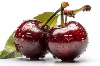 ترفند جالب تشخیص گیلاس کرم دار / با این روش دیگه گیلاس کرم دار نخور