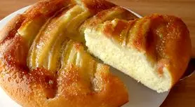 طرز تهیه کیک موز کاراملی برگردان ؛ خوشمزه و مجلسی مخصوص روزهای سرد