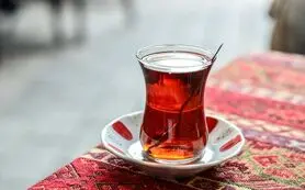  چای بخوریم یا آب؟ پاسخ علمی کارشناسان به یک باور غلط