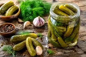 بهترین روش نگهداری خیارشور برای جلوگیری از خراب شدن و کپک زدن