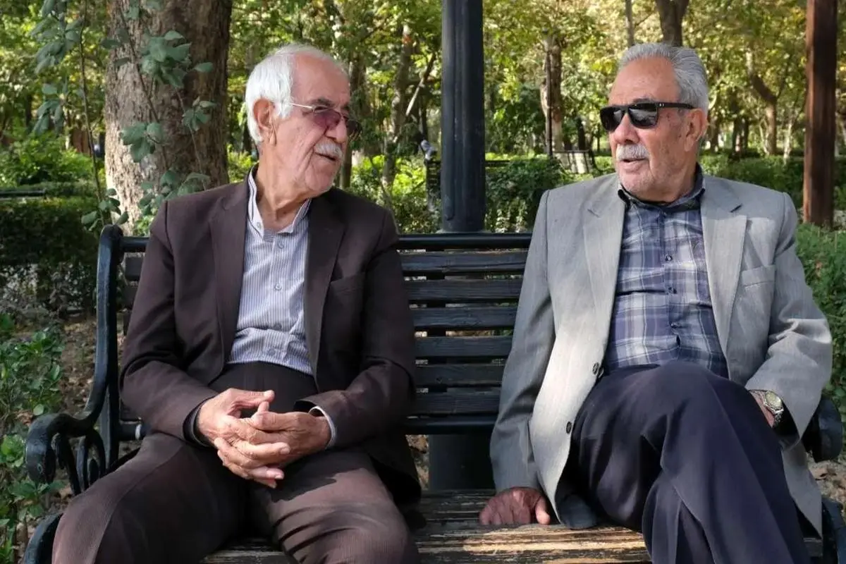 بازنشستگان و مستمری بگیران تامین اجتماعی بخوانند | پرداخت فوق العاده ویژه ۱۰ میلیون تومانی دولت برای بازنشستگان و مستمری بگیران