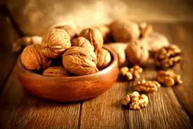 یه عمر اشتباهی گردو پوست میکندیم | با این ترفند گردو رو سالم دربیار