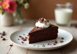 طرز تهیه کیک شکلاتی رژیمی با عسل ؛ شیرینی سالم برای روزهای سرد پاییز و زمستان