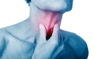۱۳ روش خانگی و آسان برای از بین بردن و کاهش التهاب گلو