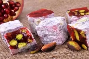 طرز تهیه مسقطی انار؛ دسر مخصوص یلدا