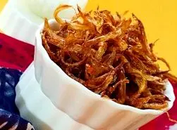 ترفند طلایی سرخ کردن پیاز در مایکروویو؛ سریع و راحت در 5 دقیقه!